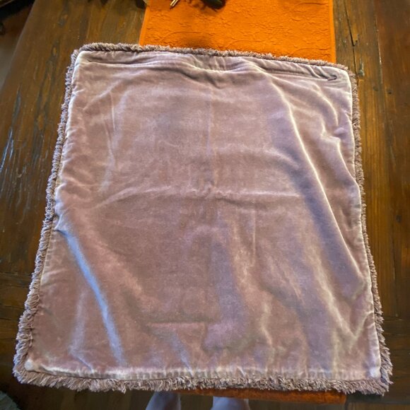 Pottery Barn Velvet Fringe Pillow Cover – Rose Mauve – 22"x22" – 100% Cotton - Picture 4 of 6